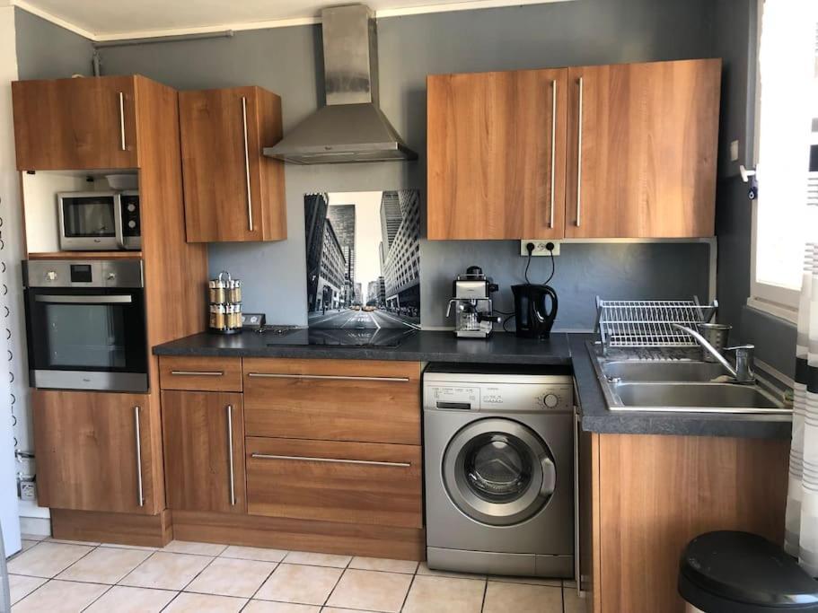 Appartement Balcon, Place De Parking, Centre Ville Valence  Kültér fotó